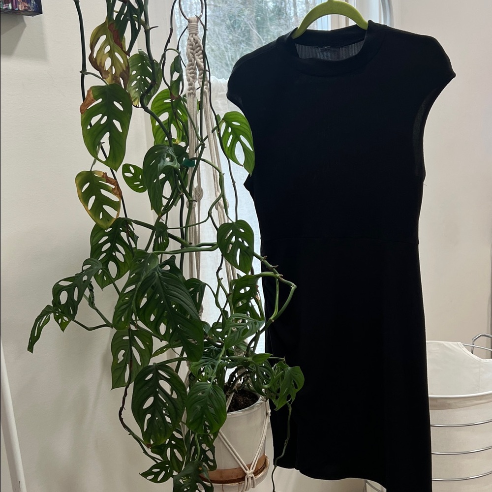 MYNTA Elegant Black Dress